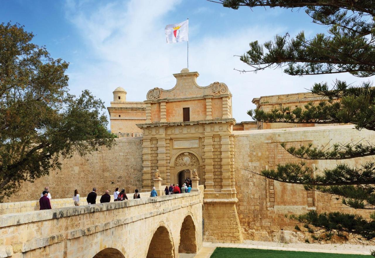 Central Rooms - Near Valletta & Sliema - Best Bus Lines Hamrun Exteriör bild